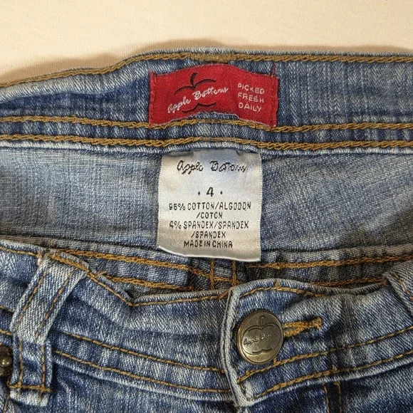 Vintage Apple Bottom Jeans Embroidered Picked Fresh Daily Bootcut Women's Size 4 - Picture 7 of 11